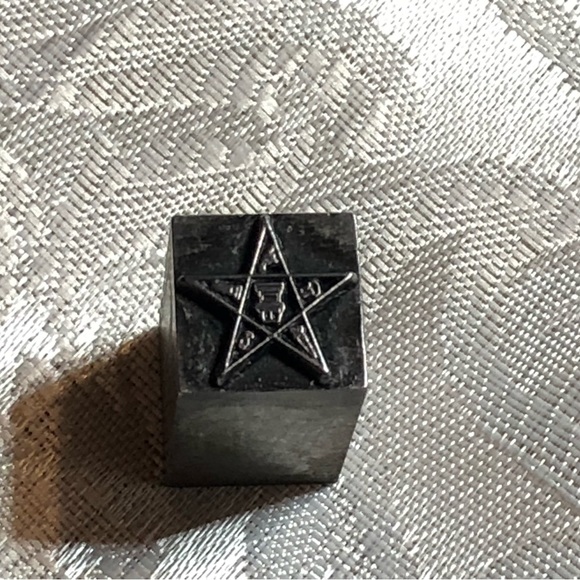 Antique Metal Print Block Order of the Eastern Star Masonic Symbol - Picture 2 of 5